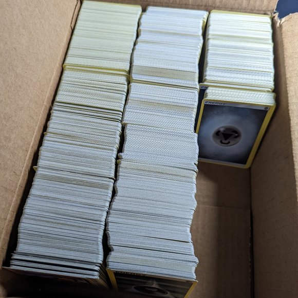Pokemon Other - Used - Lot of 1832 Various Pokemon Trading Cards